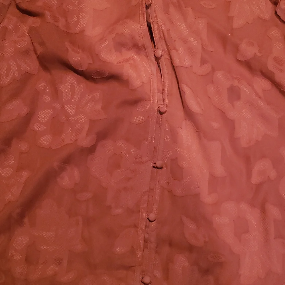 Top - Picture 2 of 4